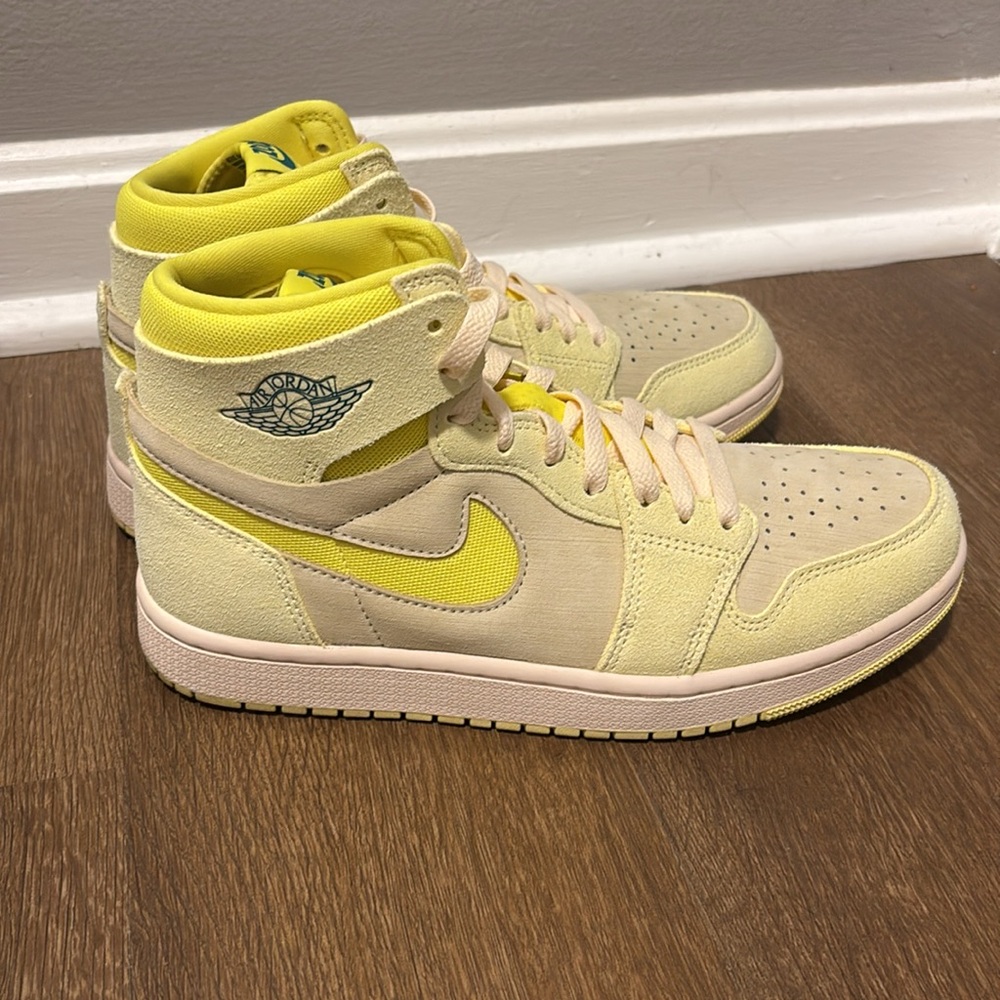Women’s Air Jordan 1 Zoom Air Comfort 2 “Citron Tint/Dynamic Yellow” - Picture 5 of 9